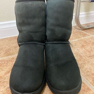 Ugg women size 7